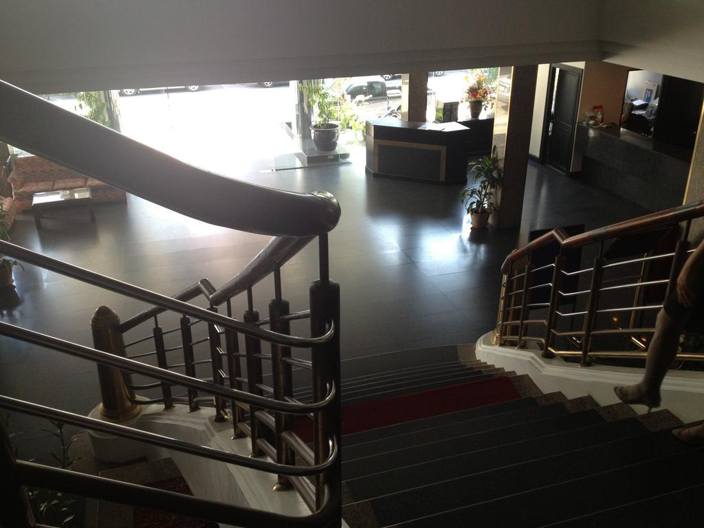 Hotel Sinthavee Phuket Zewnętrze zdjęcie