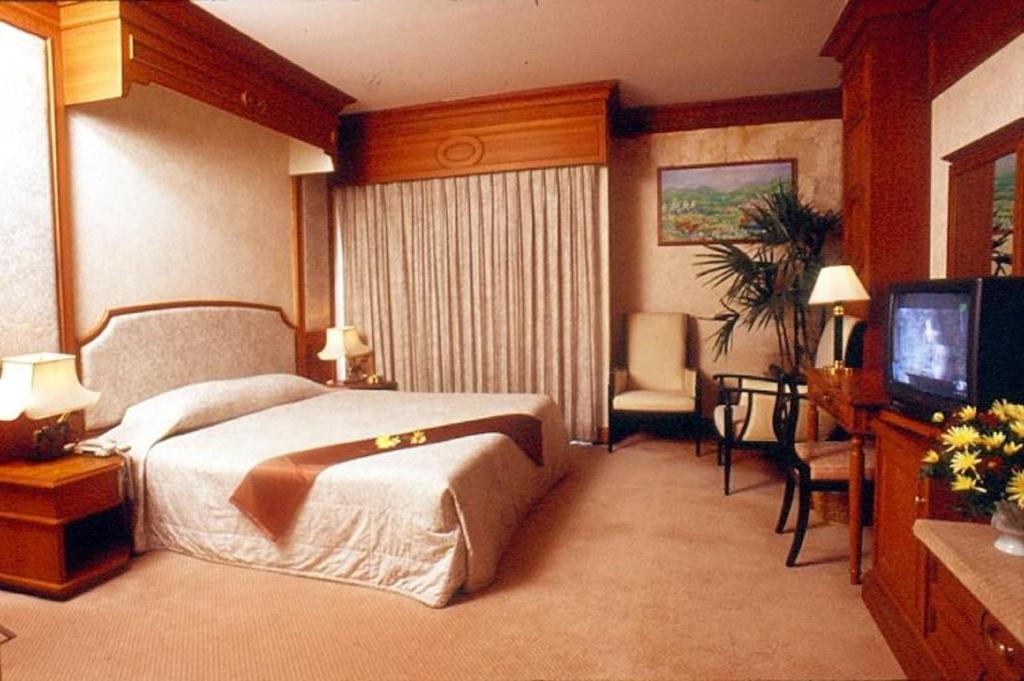 Hotel Sinthavee Phuket Zewnętrze zdjęcie